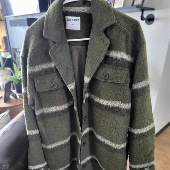 Shacket - Picture 1 of 2